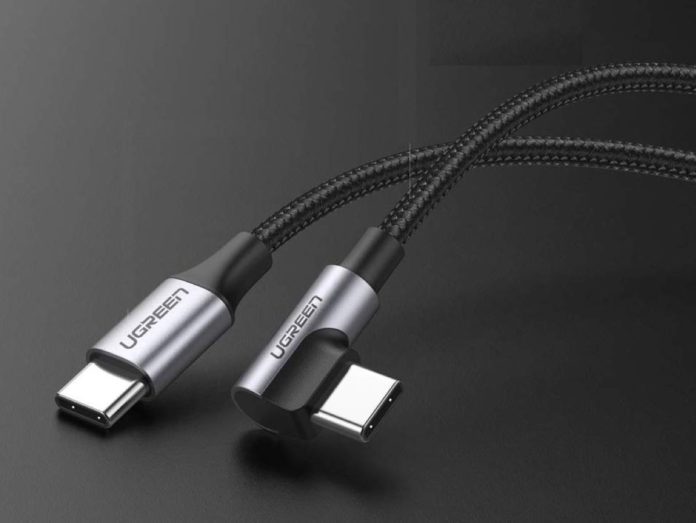 Cavi da USB-C a USB-C con spina angolata o tradizionale, in sconto a soli 9,99 euro