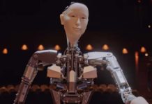Nel video “Mach-Speed Orchestra” di NTT DOCOMO collaborazione musicale tra androidi ed esseri umani