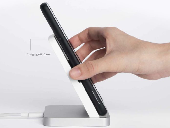 In offerta il caricatore wireless super veloce Xiaomi da 30W, a 42,57 euro