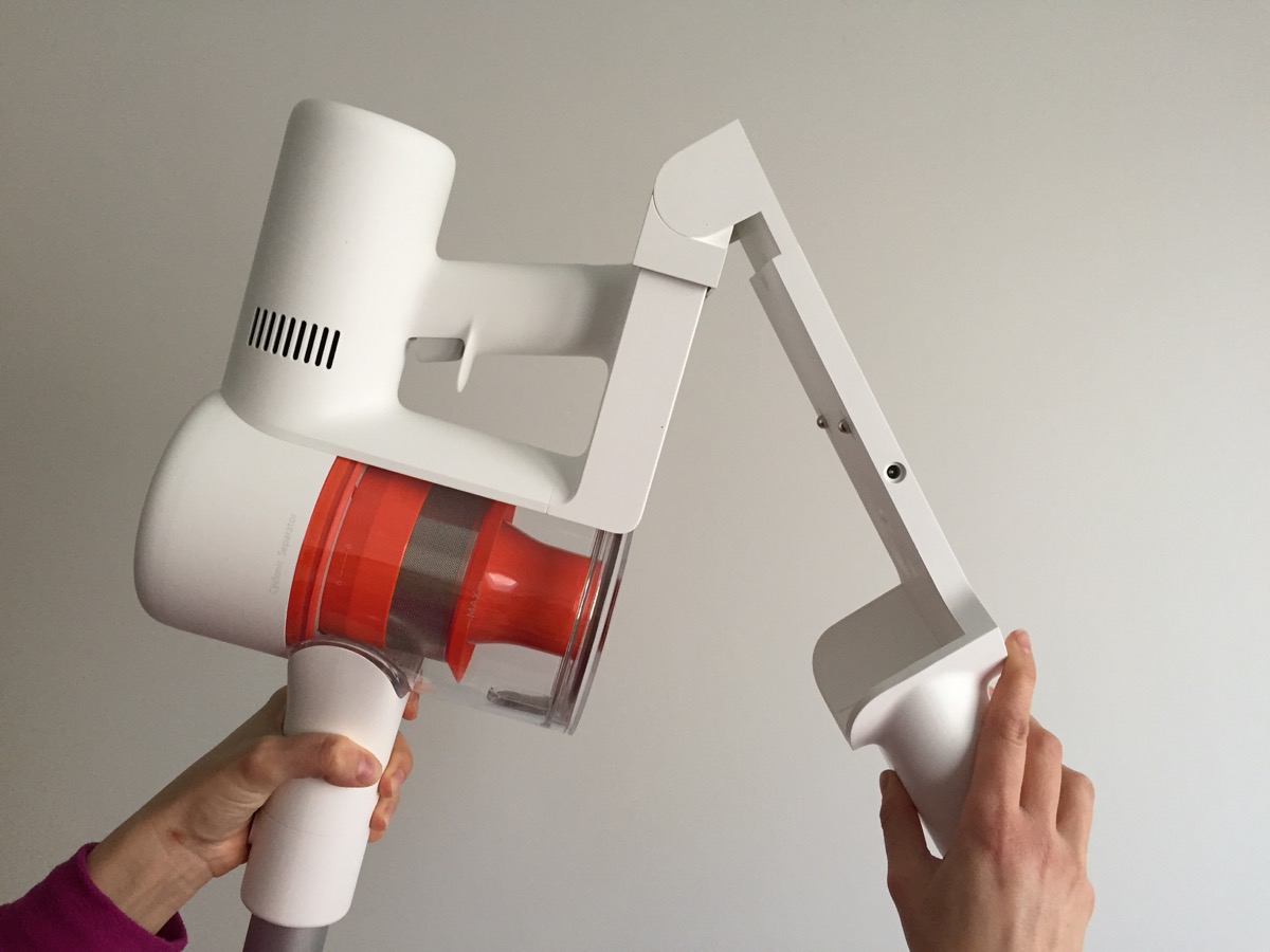 Recensione Xiaomi MIJIA 1C, l’aspirapolvere verticale senza fili con ricarica a parete Recensione Xiaomi MIJIA 1C, l’aspirapolvere verticale senza fili con ricarica a parete