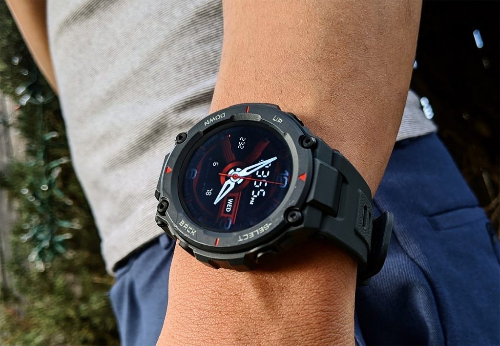 Amazfit T-Rex, lo smartwatch rugger in offerta lampo a 120,63 euro