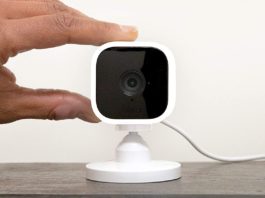 Blink Mini videcamera di sicurezza low cost, due a solo 24,99€ Amazon Blink Mini è la telecamera di sicurezza compatta e completa da 39,99 euro