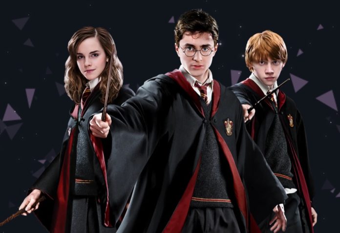 Coronavirus, tutti a casa a leggere Harry Potter: gratis libro ed audiolibro