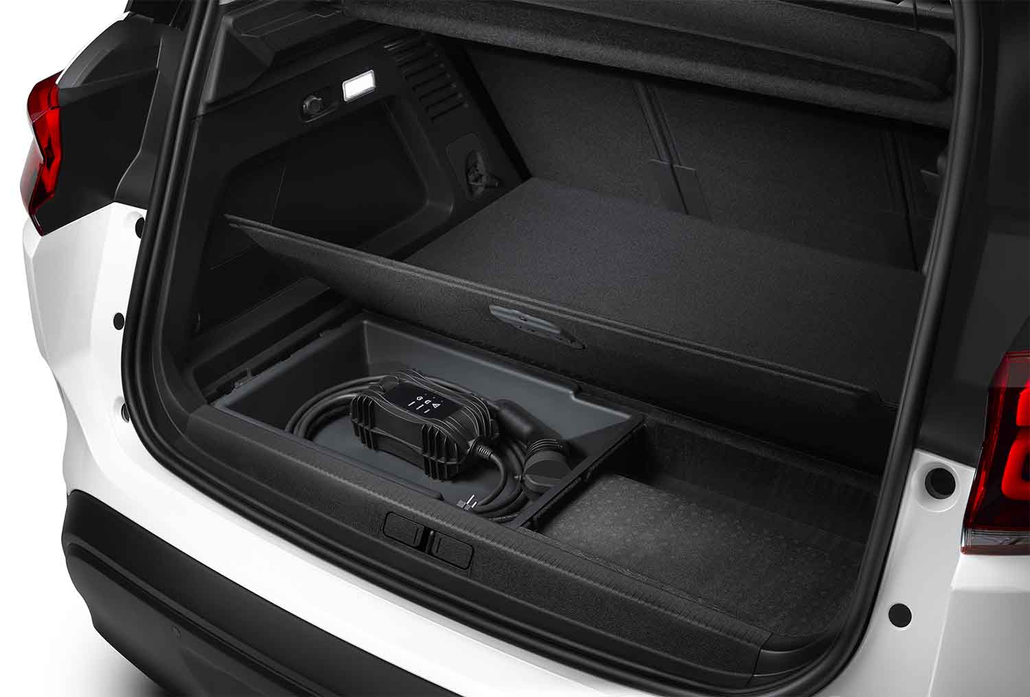 Ricarica semplice e veloce nel nuovo SUV Citroën C5 Aircross Ricarica semplice e veloce nel nuovo SUV Citroën C5 Aircross