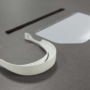 Coronavirus, Jaguar sta stampando in 3D visiere di protezione