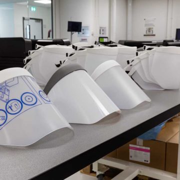 Coronavirus, Jaguar sta stampando in 3D visiere di protezione