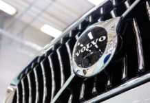 Volvo e Audi riaprono stabilimenti e uffici