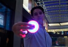 Il nuovo Flynova, il fidget spinner che vola in offerta a 19,99 euro