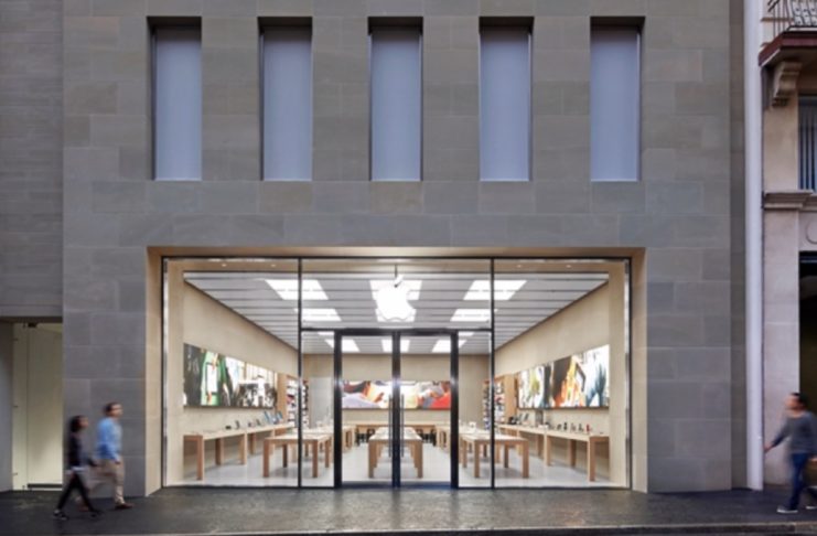 Apple riapre gli Apple Store in Svizzera e alcuni in USA, zero in Italia