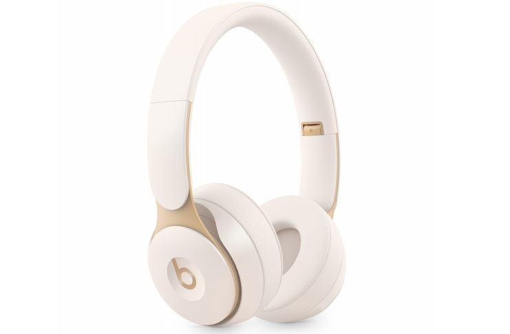 Le cuffie over ear di Apple si chiameranno “AirPods Studio” e costeranno 349$