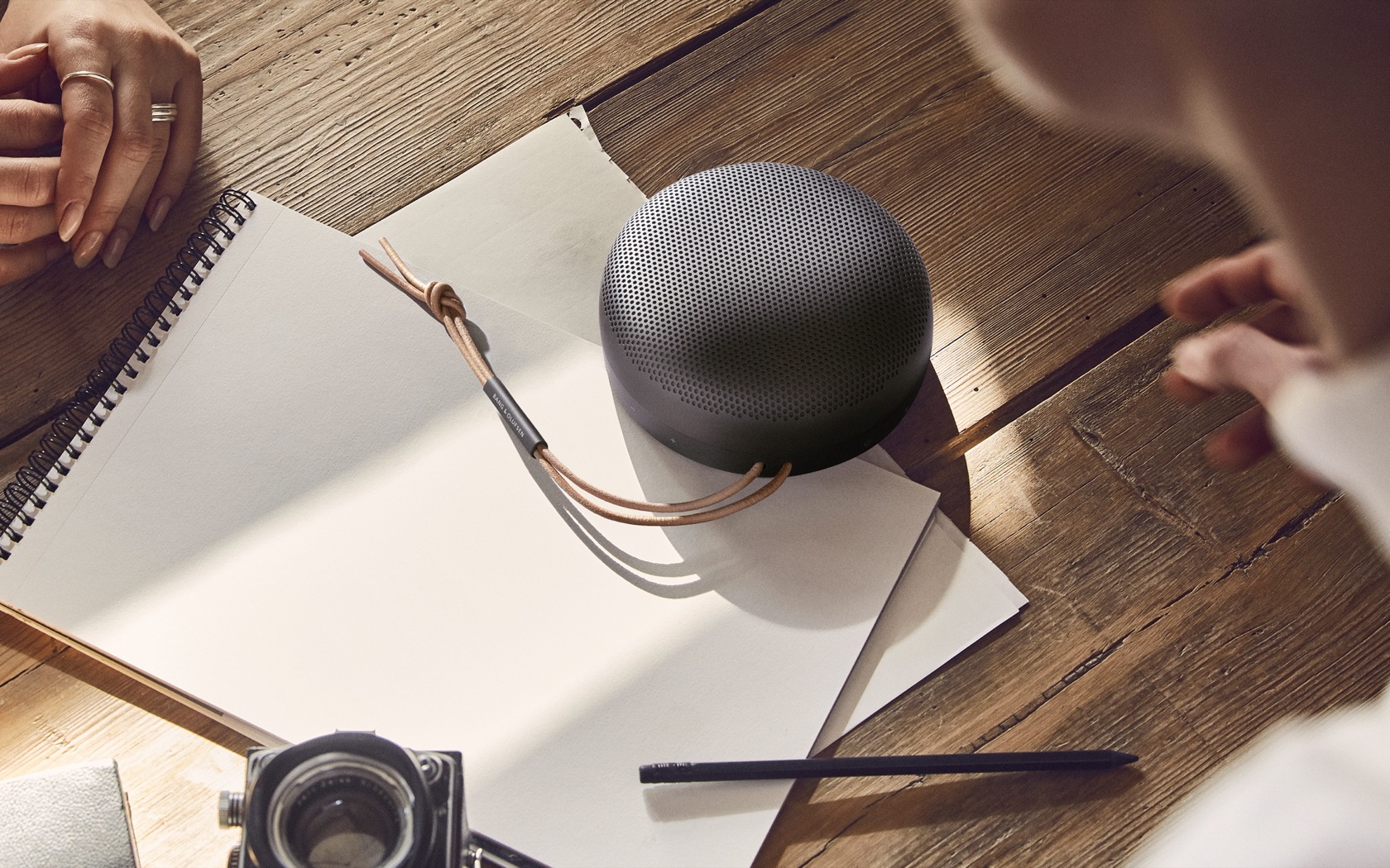 Beosound A1 sarà il piccolo speaker di Bang & Olufsen con Alexa