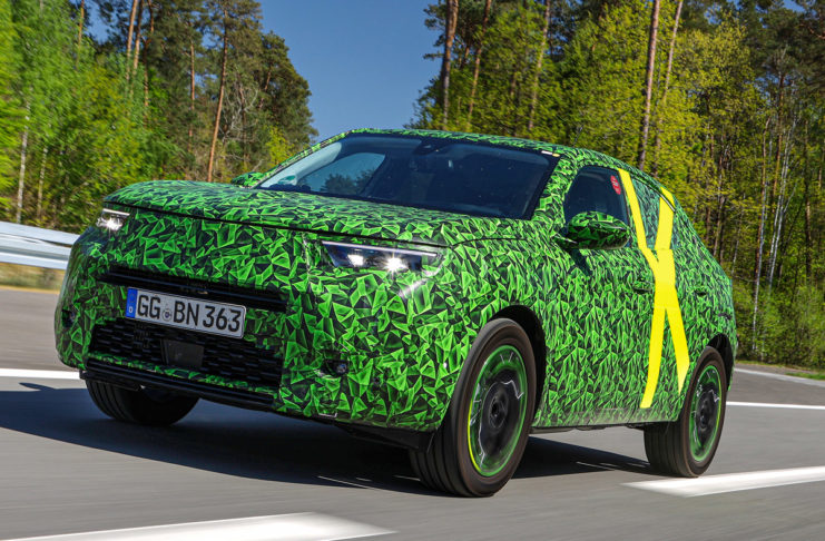 Il nuovo Opel Mokka in fase di collaudo su strada