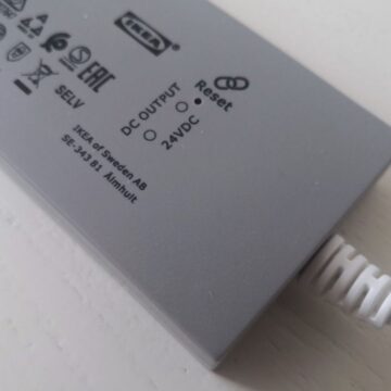 Come creare una striscia LED dimmerabile con alimentatore LED IKEA che funziona con Homekit, Alexa, Google