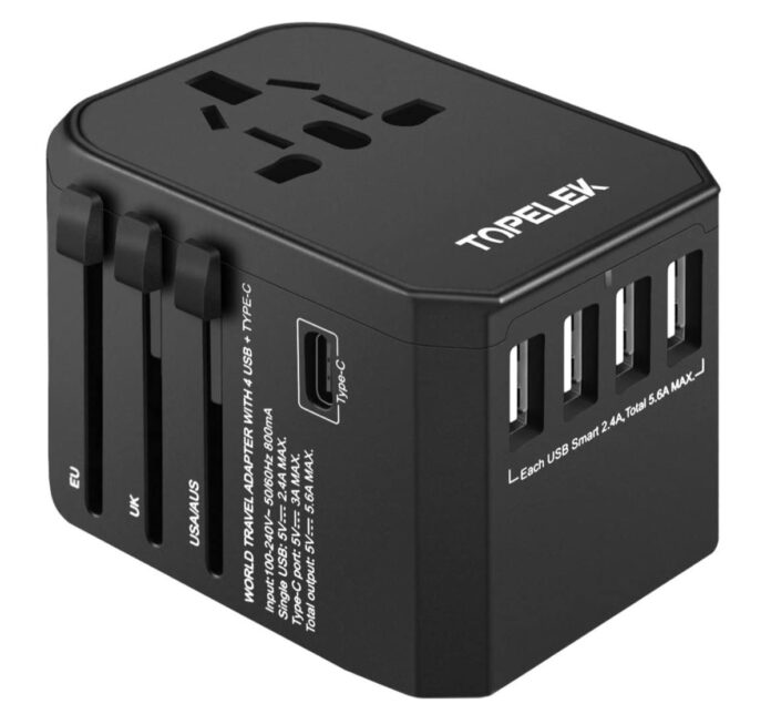 Caricatore da viaggio universale Topelek, con 4 USB e USB-C a soli 13,99 euro