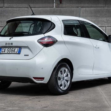 Nuova ZOE Van per la logistica a zero emissioni