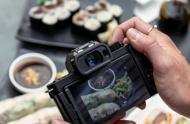 Panasonic Lumix G100