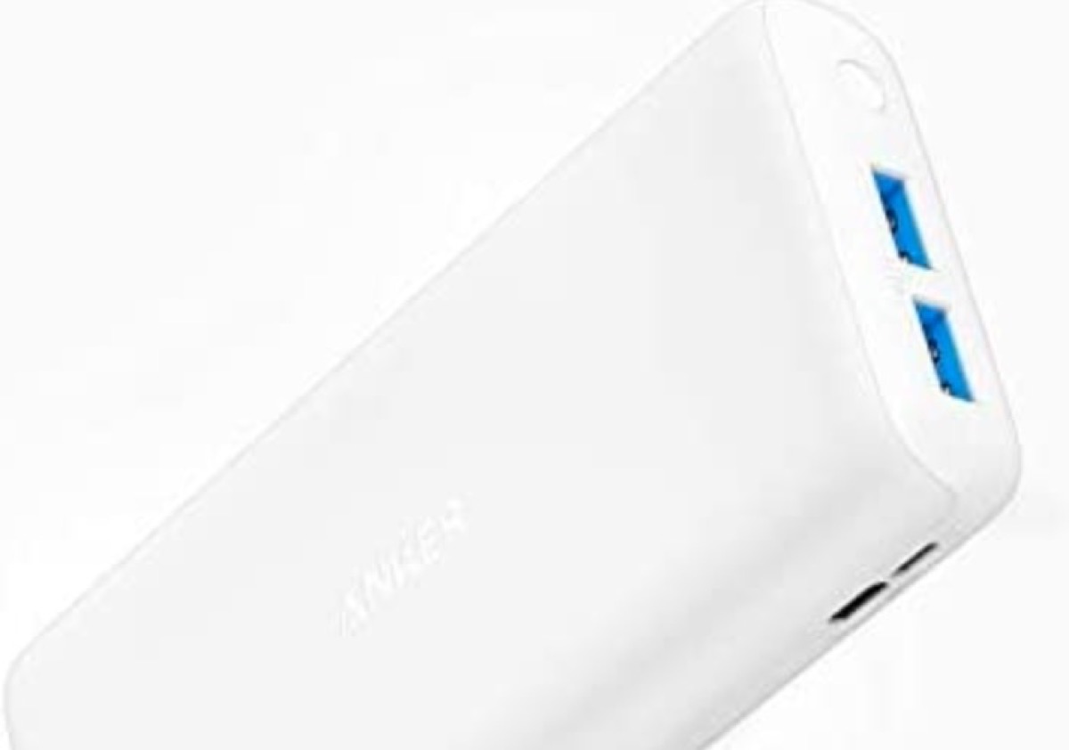 Anker PowerCore Lite, batteria d’emergenza da 20000 mAh con due USB in sconto a 31,99 euro spedita Anker PowerCore Lite, batteria d’emergenza da 20000 mAh con due USB in sconto a 31,99 euro spedita