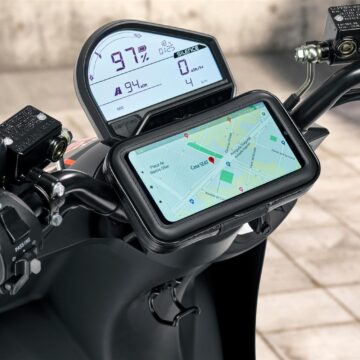 MÓ eScooter 125 e MÓ eKickScooter 65, nuovi scooter SEAT per la mobilità urbana