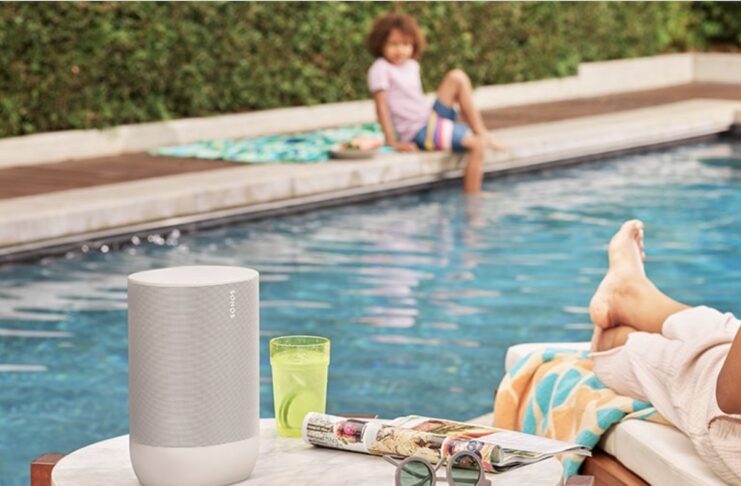 Sonos Move ora si muove anche in bianco lunare e migliora la batteria