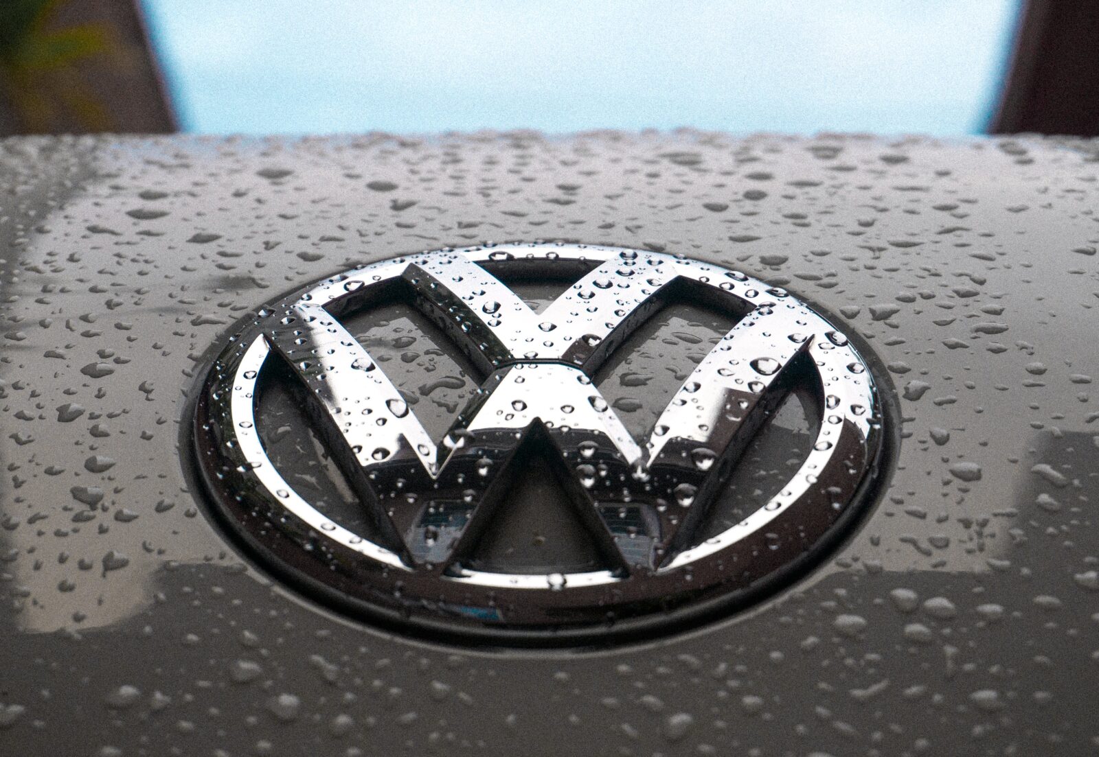 Volkswagen prima a costruire di serie guida autonoma livello 4
