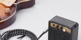 Ukulele, piano kalimba, preamplificatore e amplificatore portatile: ecco le ultime offerte musicali
