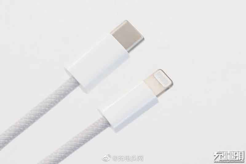 iPhone 12 includerà di serie un cavo in nylon intrecciato da USB-C a Lightning?