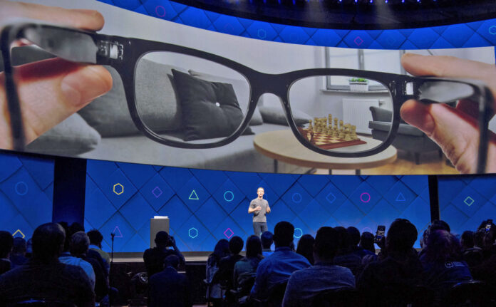 Facebook mette la VR in un prototipo di occhiali da sole