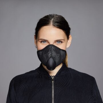 Arriva Narvalo Urban Mask, la mascherina smart per l’uso con smartphone e monopattini