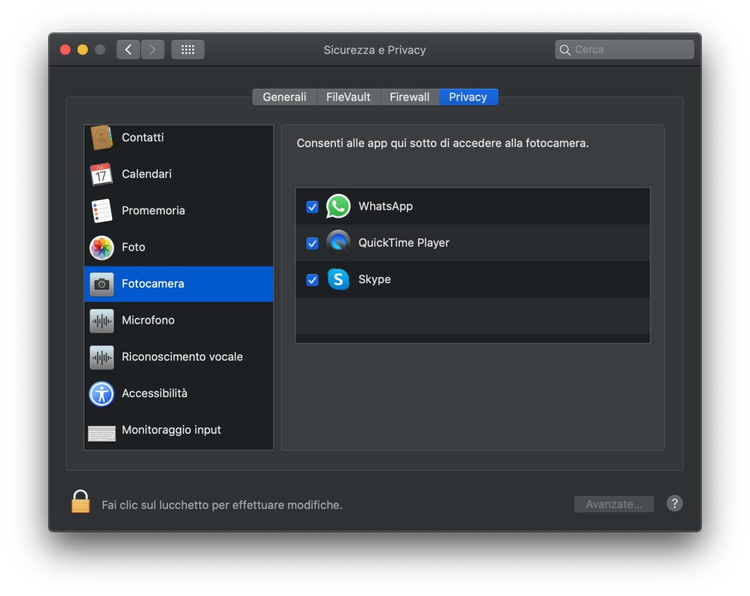 Apple consiglia di non applicare coperture sulla videocamera di MacBook, MacBook Air o MacBook Pro Apple consiglia di non applicare coperture sulla videocamera di MacBook, MacBook Air o MacBook Pro