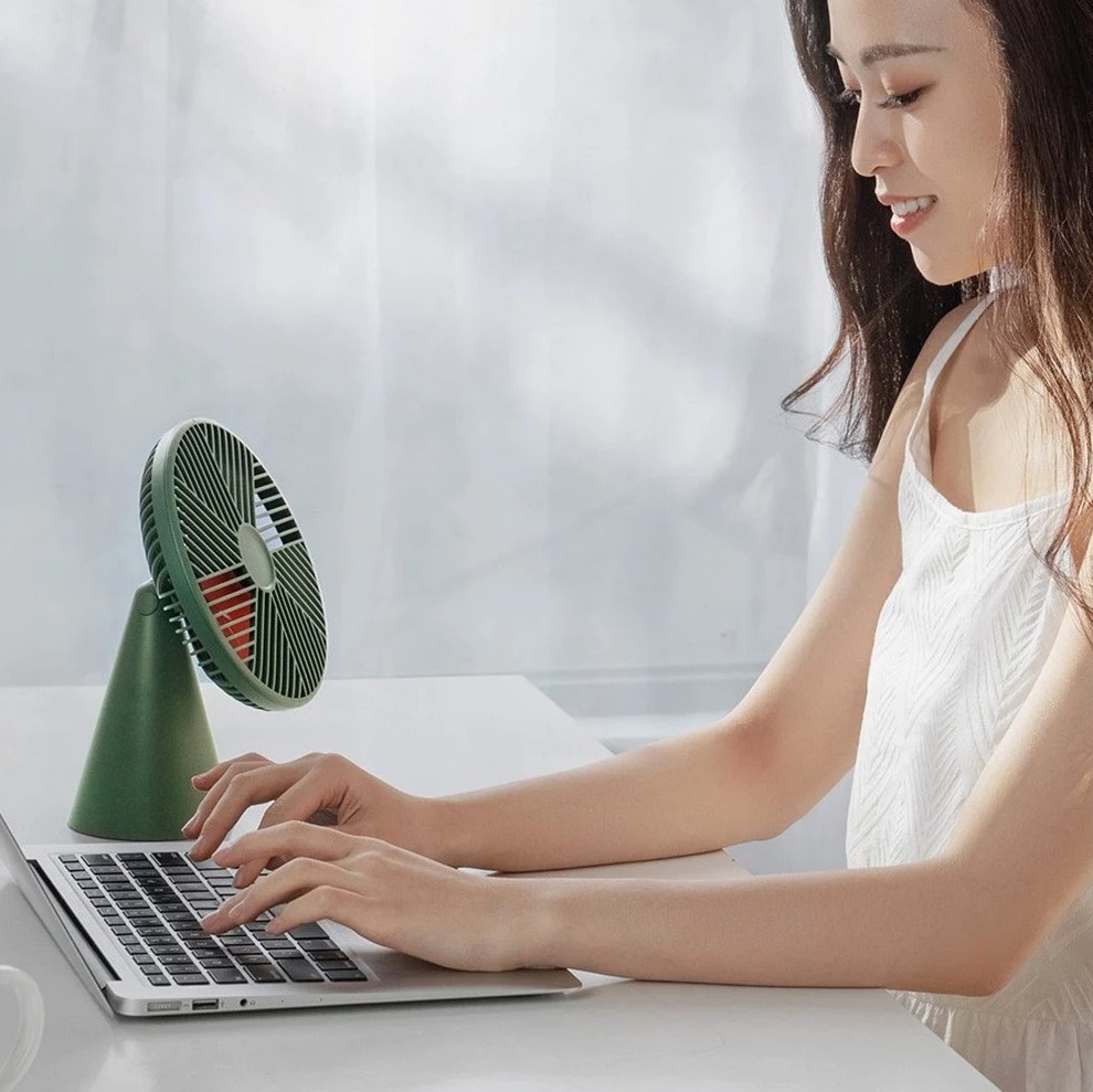 Mini ventilatore SOTHING di Xiaomi Youpin: portatile, silenzioso ed economico