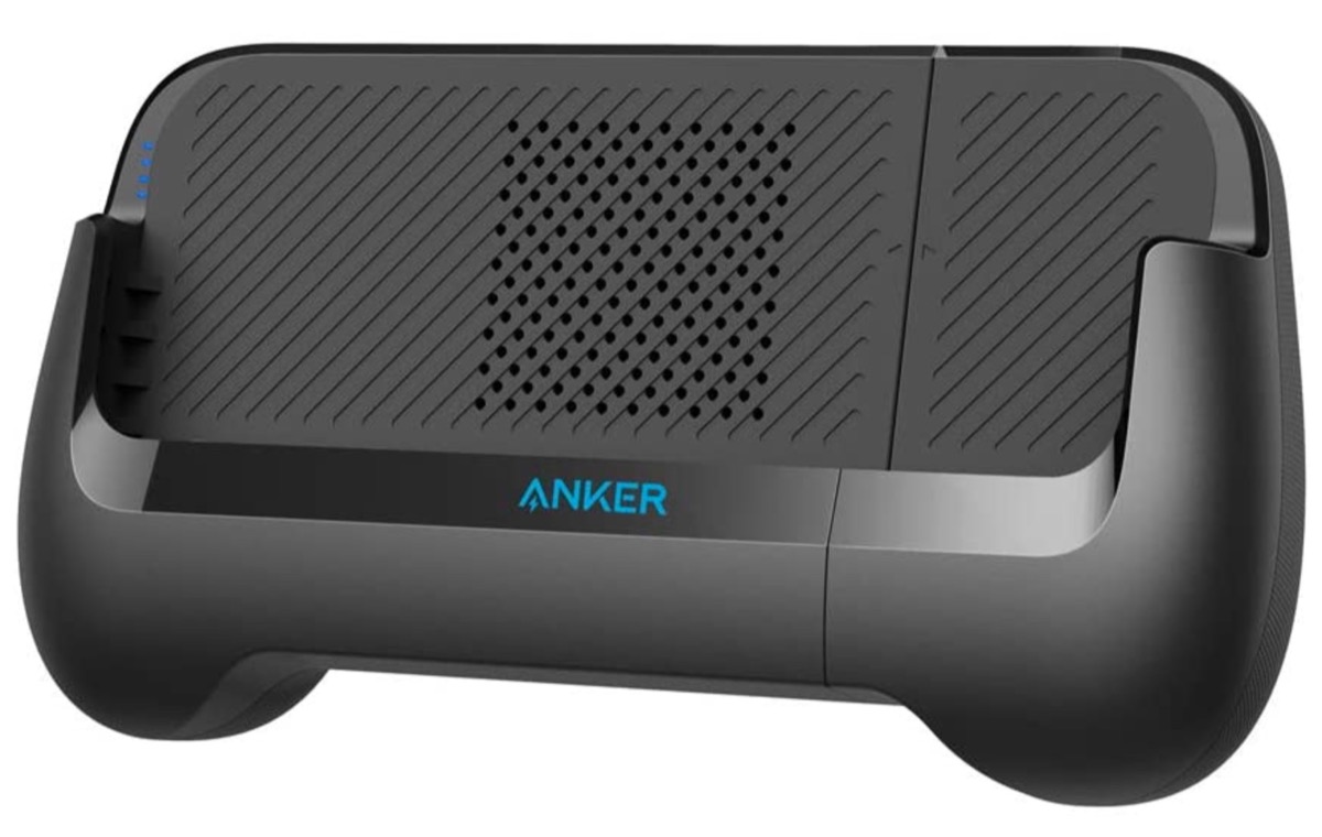 Anker PowerCore Play 6700 per iPhone è metà powerbank e metà impugnatura per videogiocare