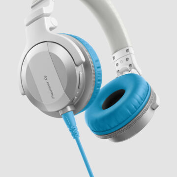 Pioneer DJ presenta le nuove cuffie HDJ-CUE1 con accessori intercambiabili
