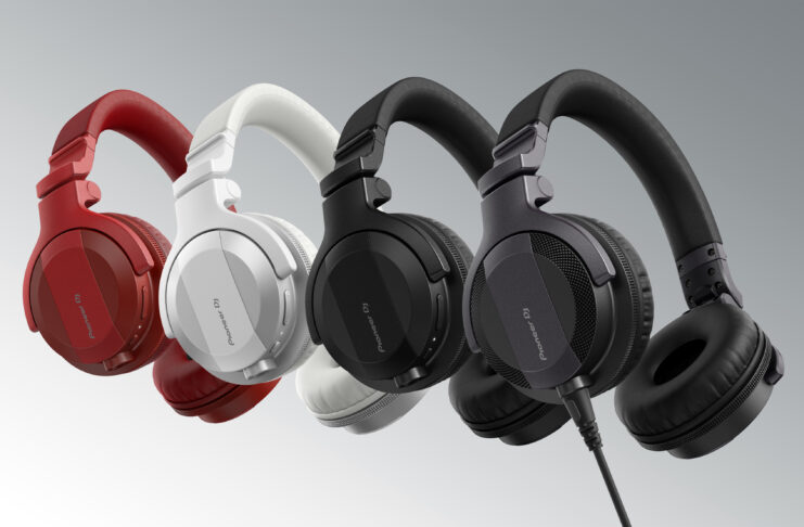 Pioneer DJ presenta le nuove cuffie HDJ-CUE1 con accessori intercambiabili