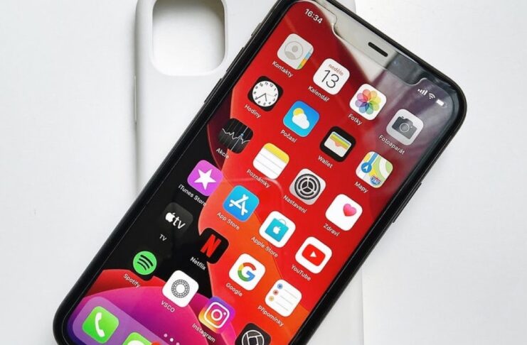 iPhone 12 riduzione costi scheda batteria