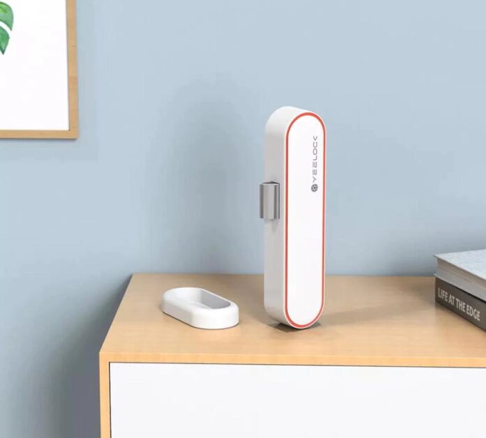 YEELOCK mette sotto chiave i cassetti e ve li fa aprire con lo smartphone con solo 12,97 euro