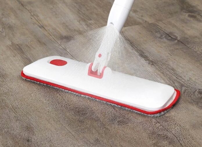 Il mocio Xiaomi Yijie per pulire casa in offerta a 22,09 euro
