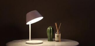 Recensione YEELIGHT YLCT03YL: lampada da comodino Pro con ricarica wireless