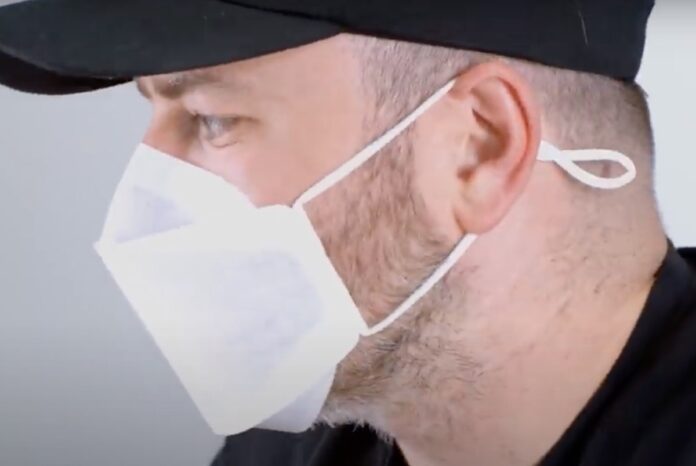 Apple Face Mask è diversa dalle altre mascherine, il video unboxing