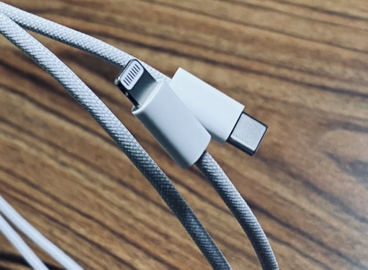 Il cavo USBC Lightning di iPhone 12 forse sarà più bello e resistente