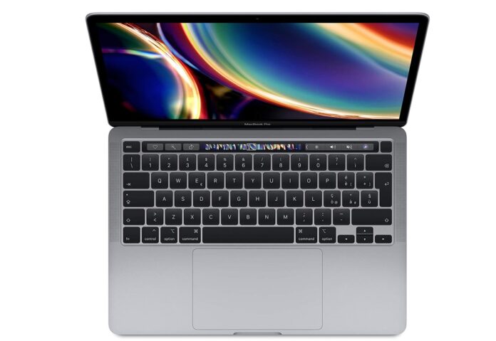 MacBook Pro 13″ top (SSD 1 TB, 16 GB di RAM) al minimo storico: 1899 euro, sconto da 600€!