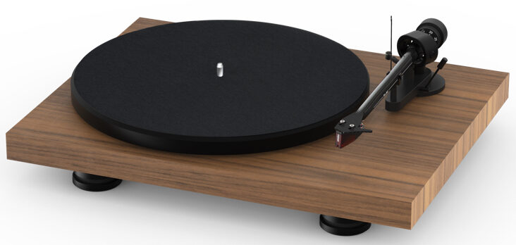 Pro-Ject Debut Carbon EVO è il giradischi accessibile per audiofili