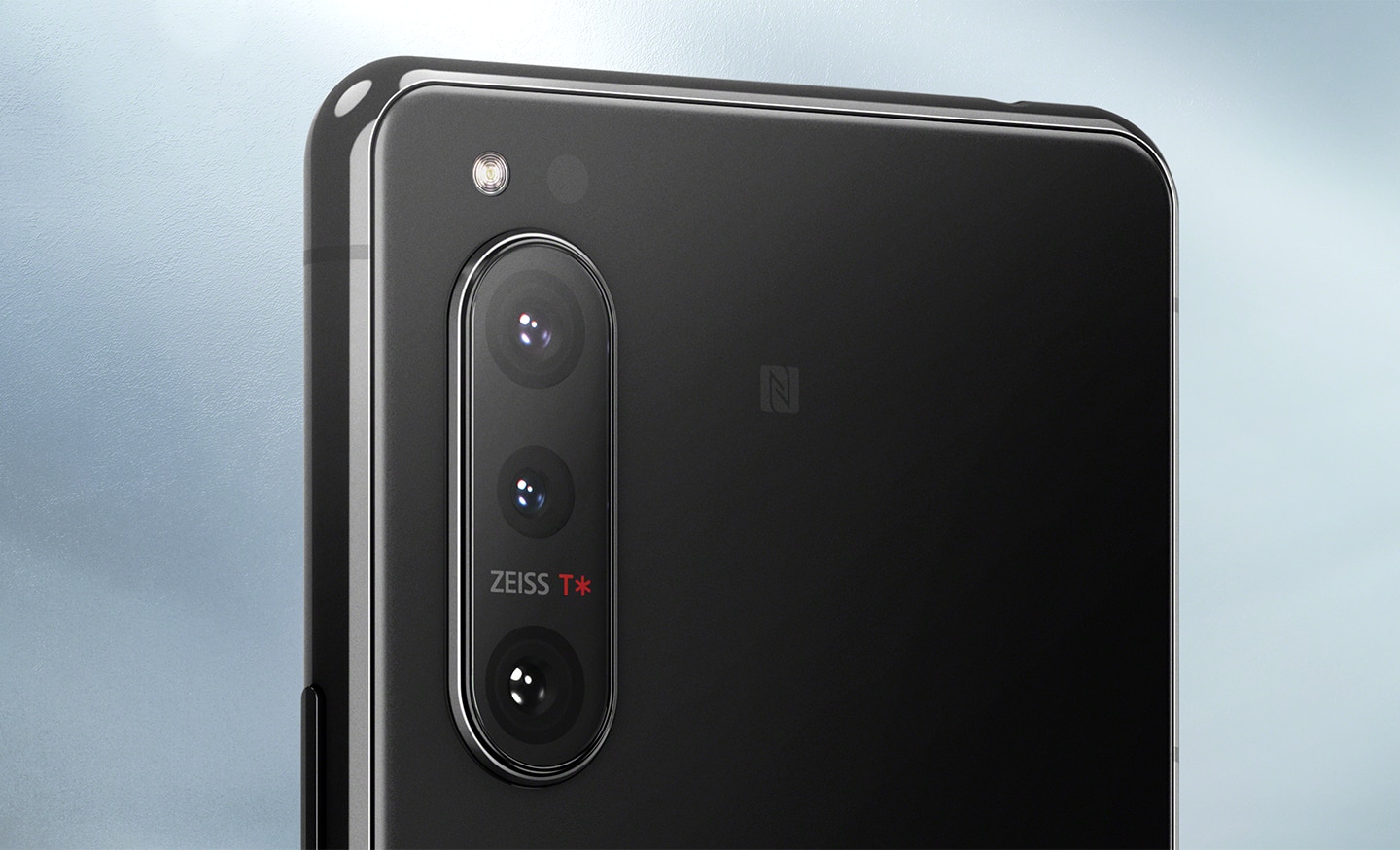 Sony presenta Xperia 5 II: il 5G che fa della fotografia, gaming e intrattenimento il suo forte Sony presenta Xperia 5 II: il 5G che fa della fotografia, gaming e intrattenimento il suo forte