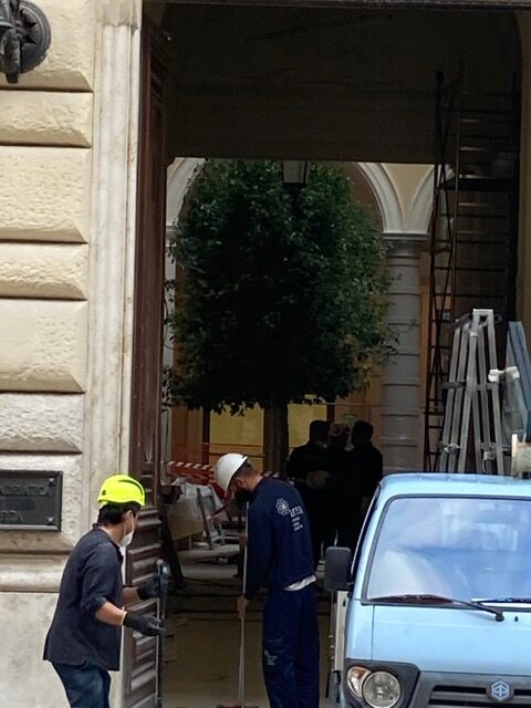 Apple Store via del Corso quasi finito: sarà presentato nel keynote di iPhone 12?