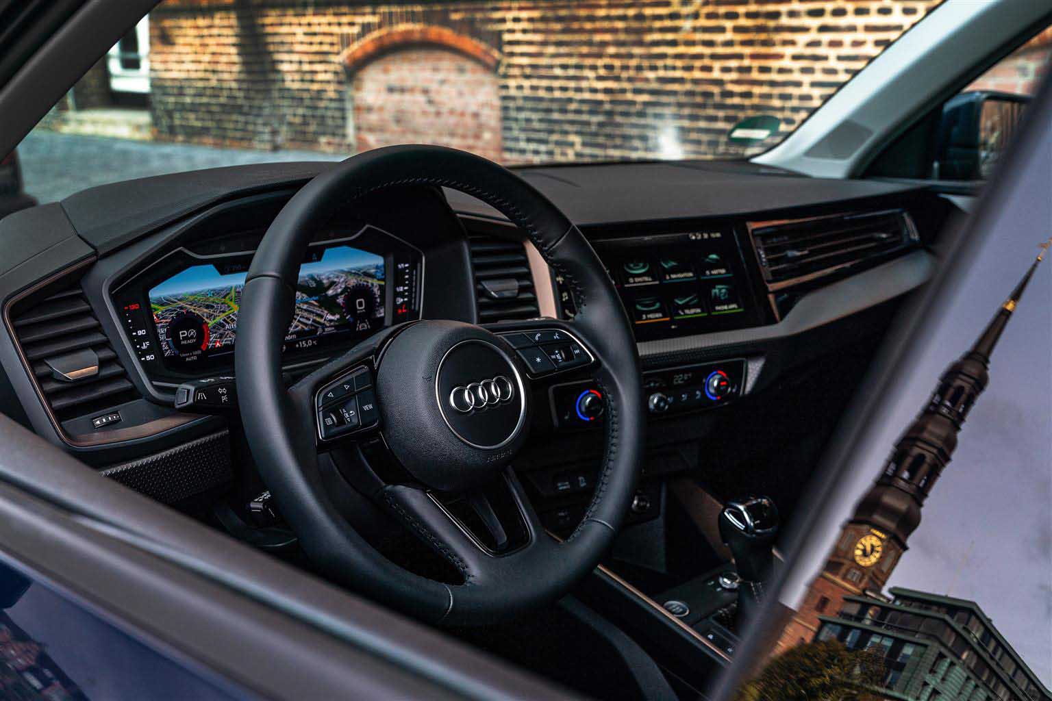 Audi A1 con comandi vocali, Alexa e porte USB-C