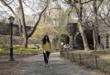 WeWalk, il bastone per ciechi diventerà ancora più smart WeWalk, il bastone bianco per ciechi ed ipovedenti diventerà ancora più smart