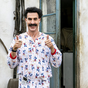 Borat torna indossando la mascherina, dal 23 ottobre su Prime Video