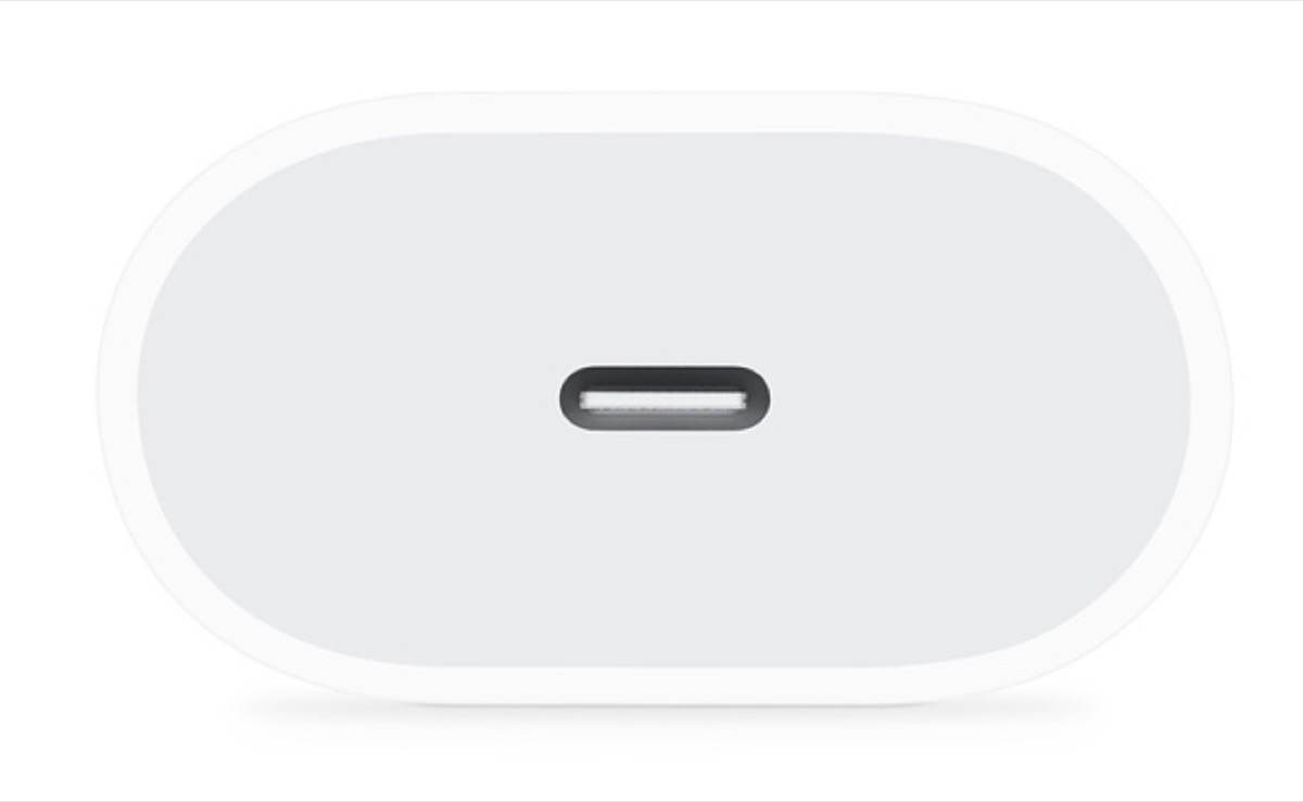 Apple lancia l’alimentatore USB-C da 20 W