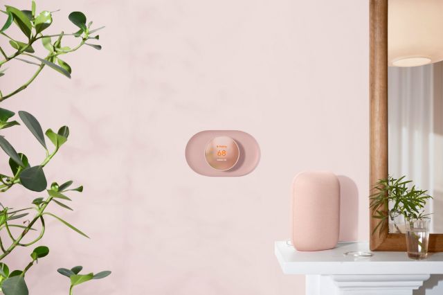 Il termostato Nest di Google da 130 dollari mostra un nuovissimo design basato sul tocco