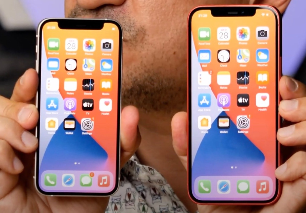 iPhone 12 mini appare nel primo video online, subito rimosso