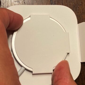 iPhone 12 Pro e magsafe arrivano in Italia: le prime immagini